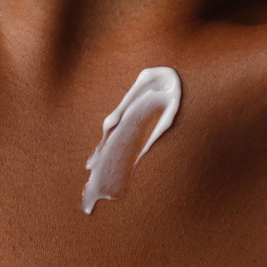 natural-moisturizing-factors-inulin-body-lotion-g4 ORD-Body-Care-Bundles-Brief-NMF-application-shot.jpg