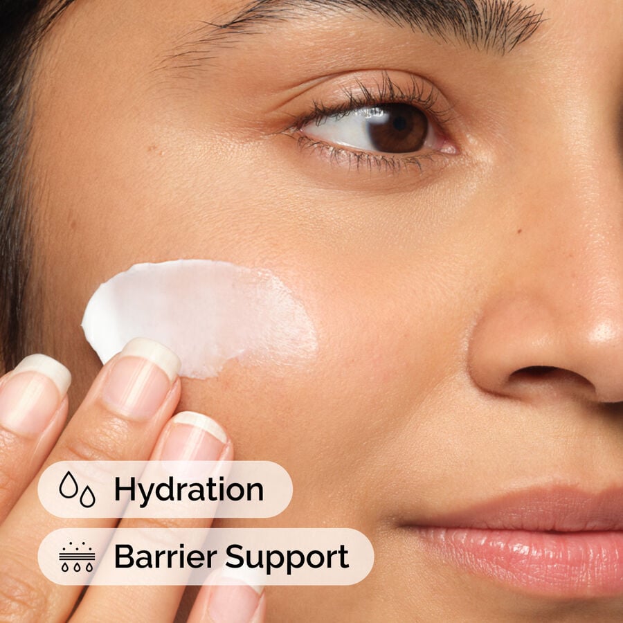 natural-moisturizing-factors-ha-e9 ord-natural-moisturizing-factors-ha-model-application-with-benefits.jpg